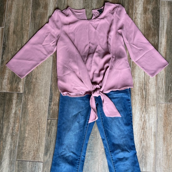 SOLD 3 for $20 Ann Taylor Petite Dusty Rose Blouse - Picture 2 of 8